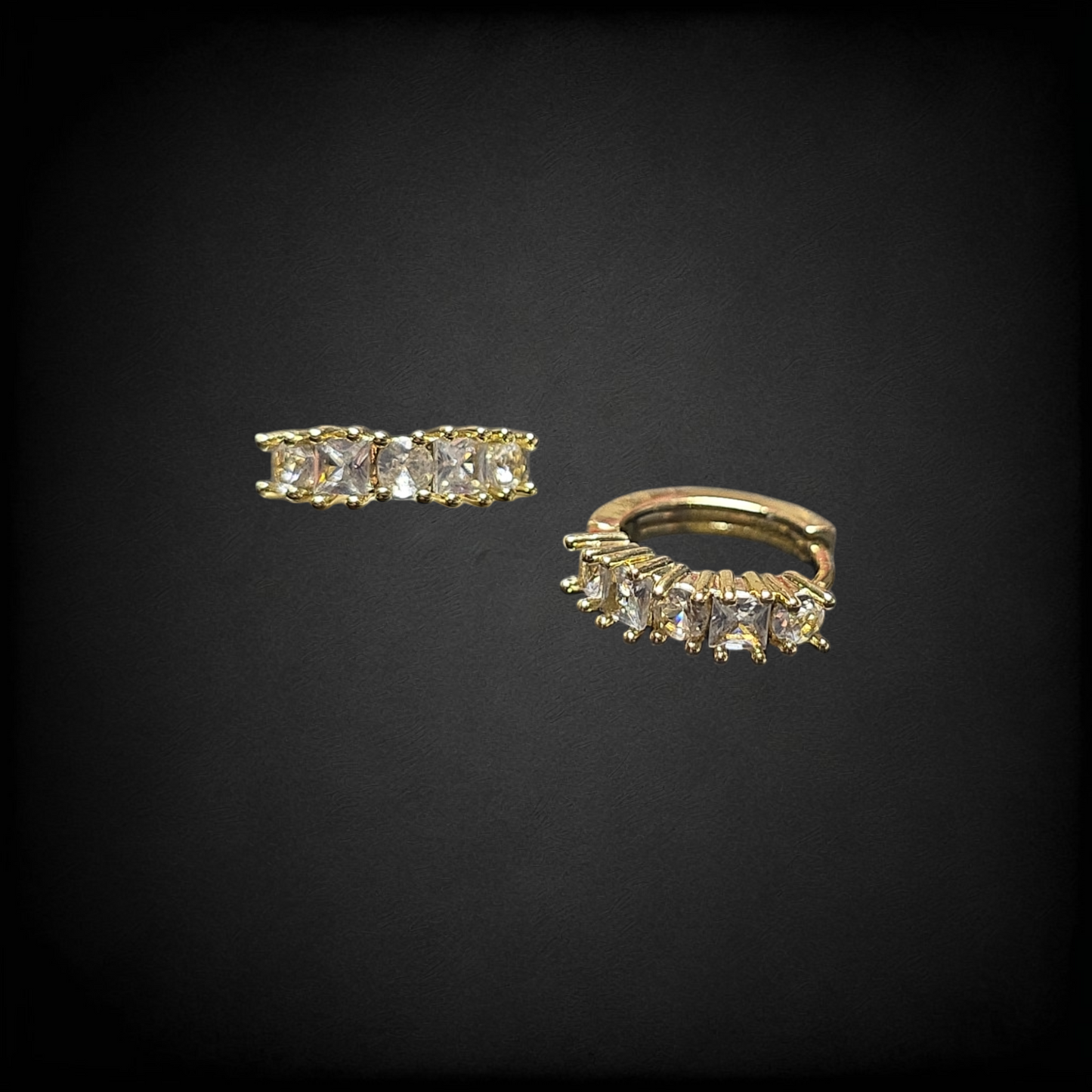Aretes Oro Laminado con Zirconias Corte Princesa Diseño Elegante