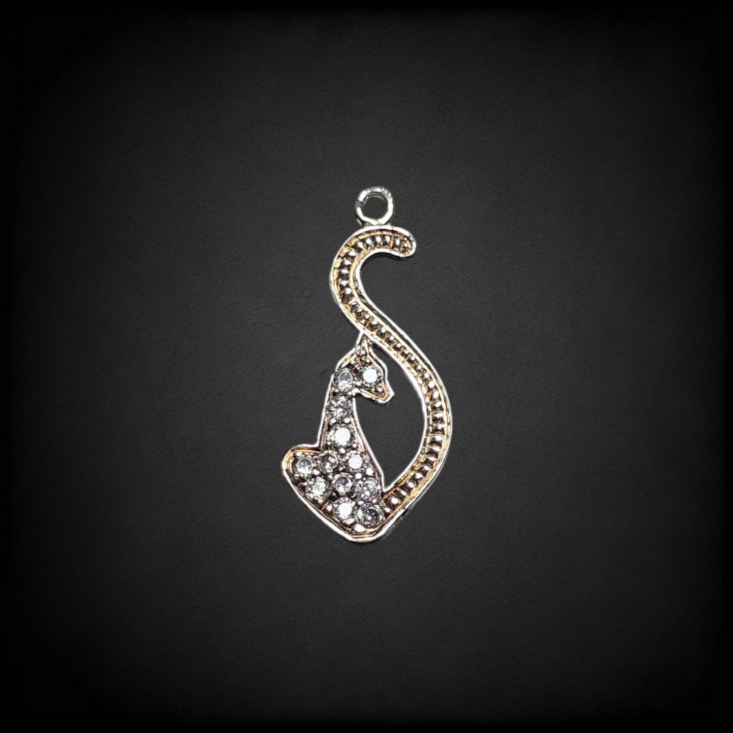 Dije de Gato Plata .925 con Zirconias – Colgante Animal Elegante