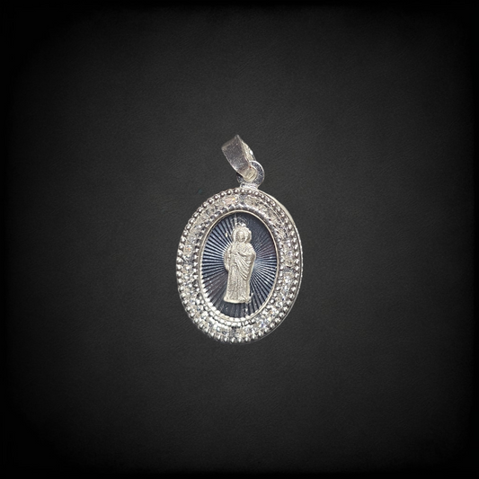 Dije Ovalado de San Judas Tadeo en Plata .925 con Zirconias
