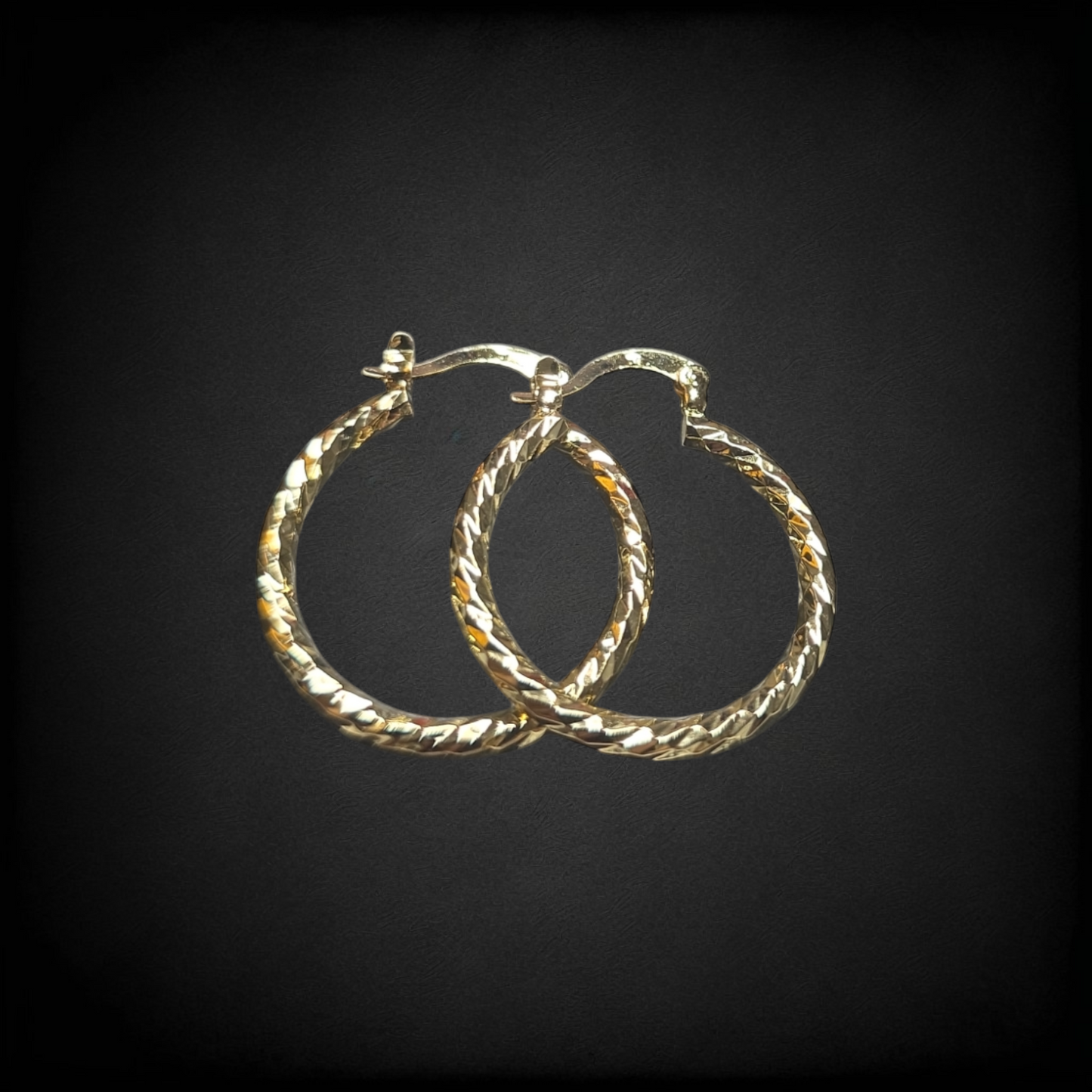 Arracadas Oro Laminado Tipo Aro Diseño Diamantado Brillante